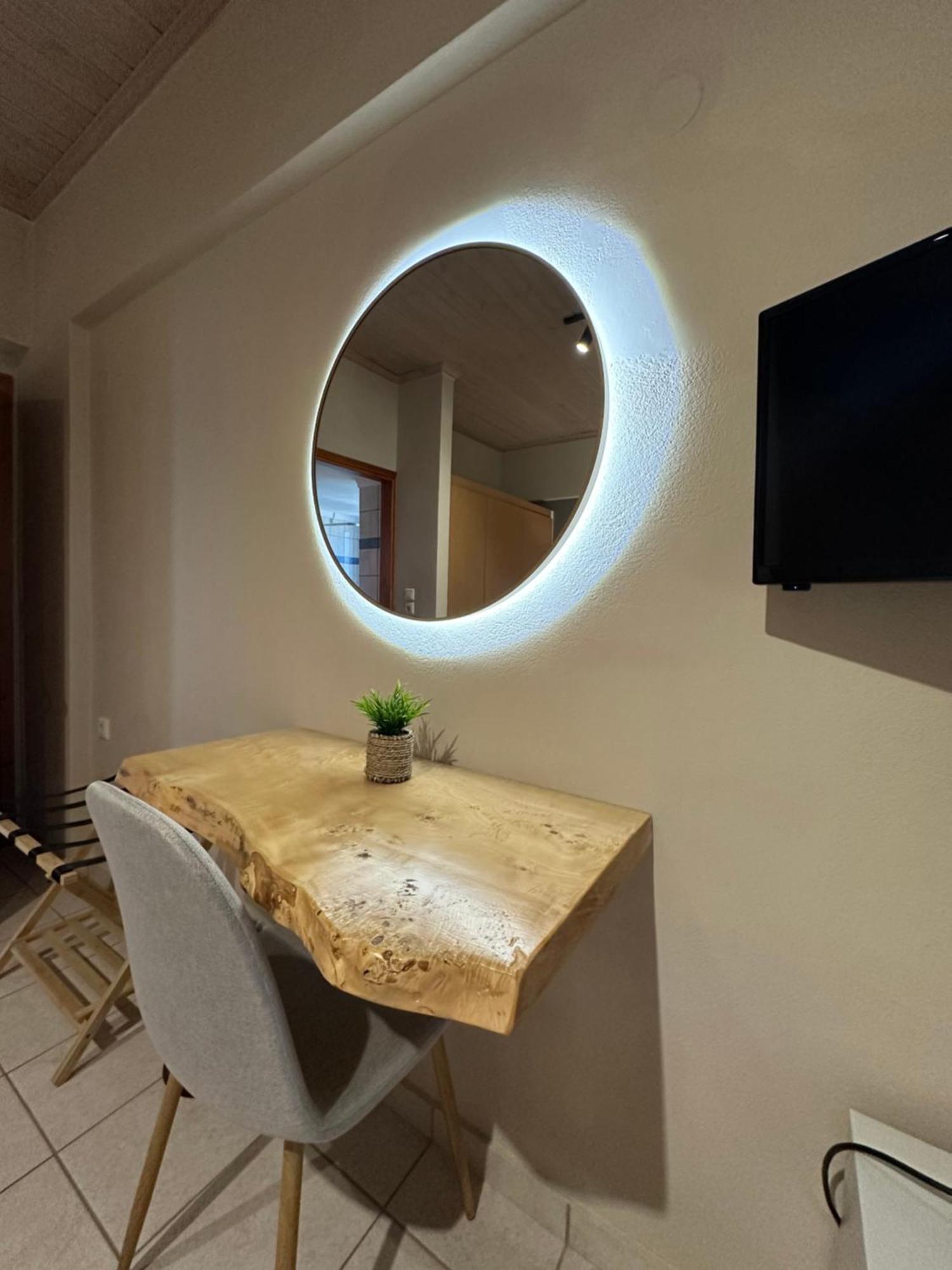 Semiramis Hotel Frinion Room photo